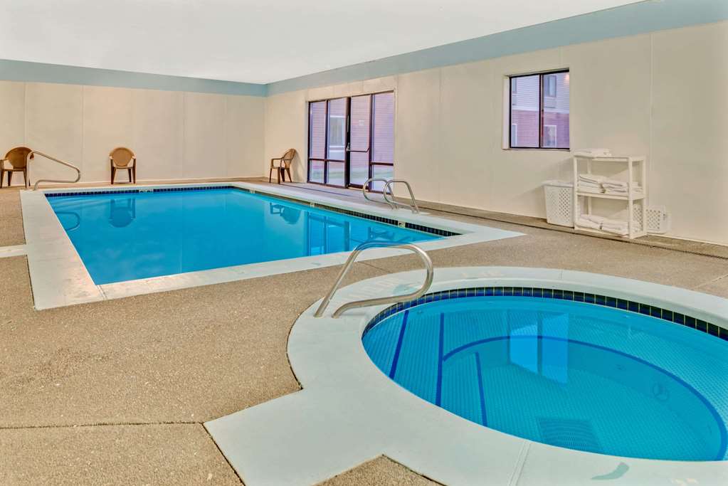 Super 8 by Wyndham Spokane West - photo 5