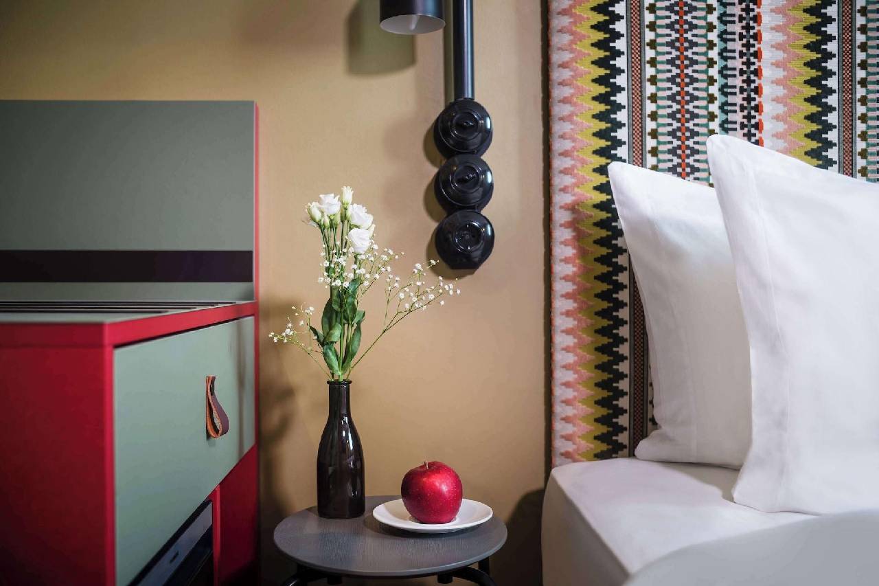 Guest room