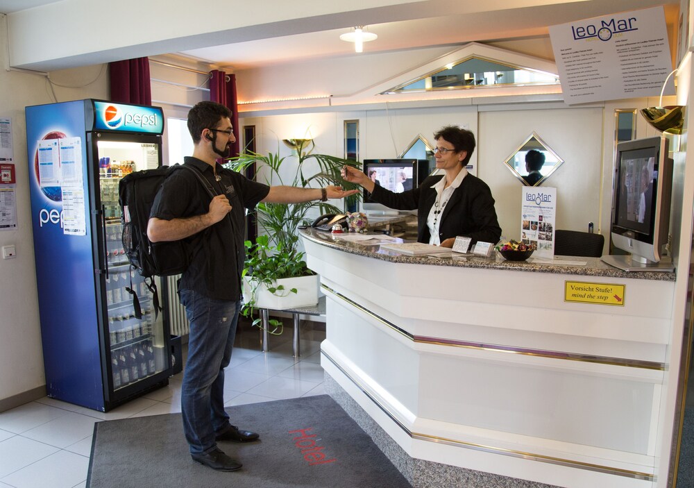 Check-in/Check-out Kiosk