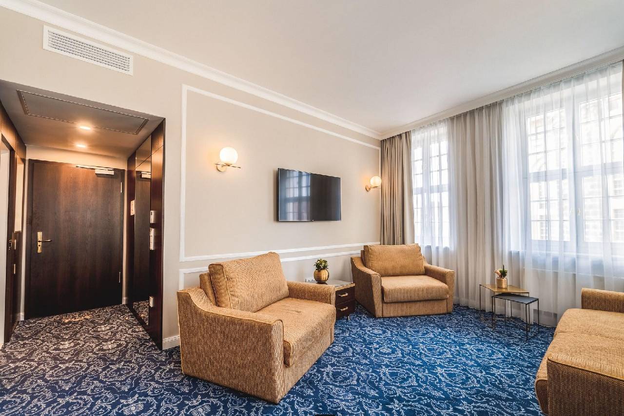 Guest room