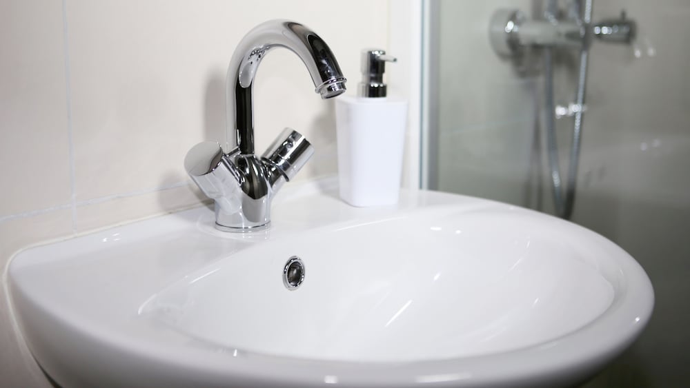 Bathroom sink