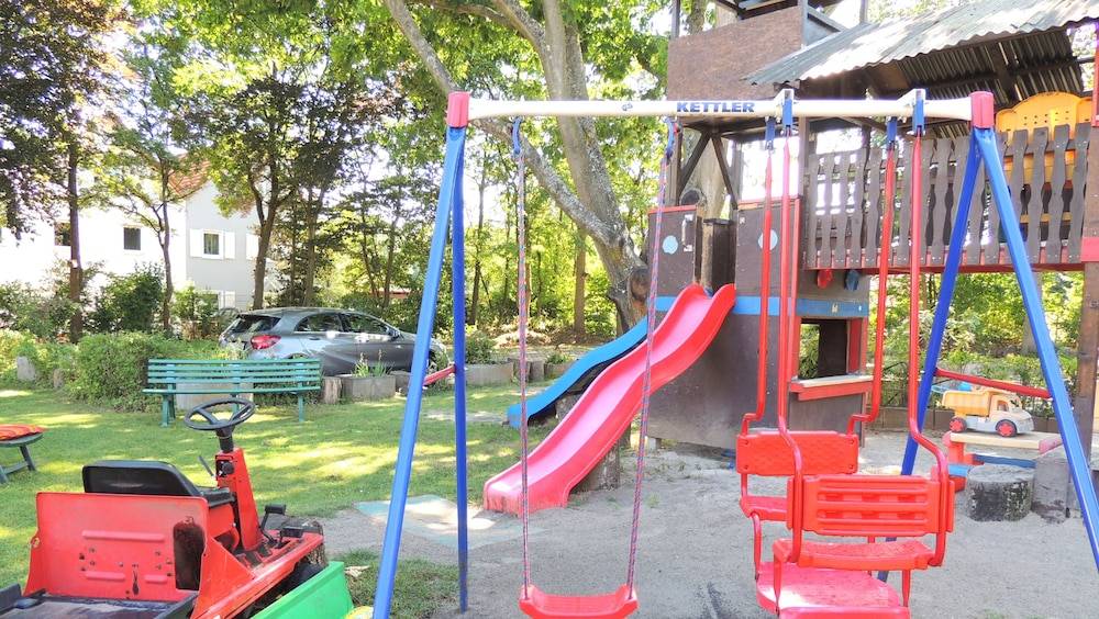 Children's play area - outdoor
