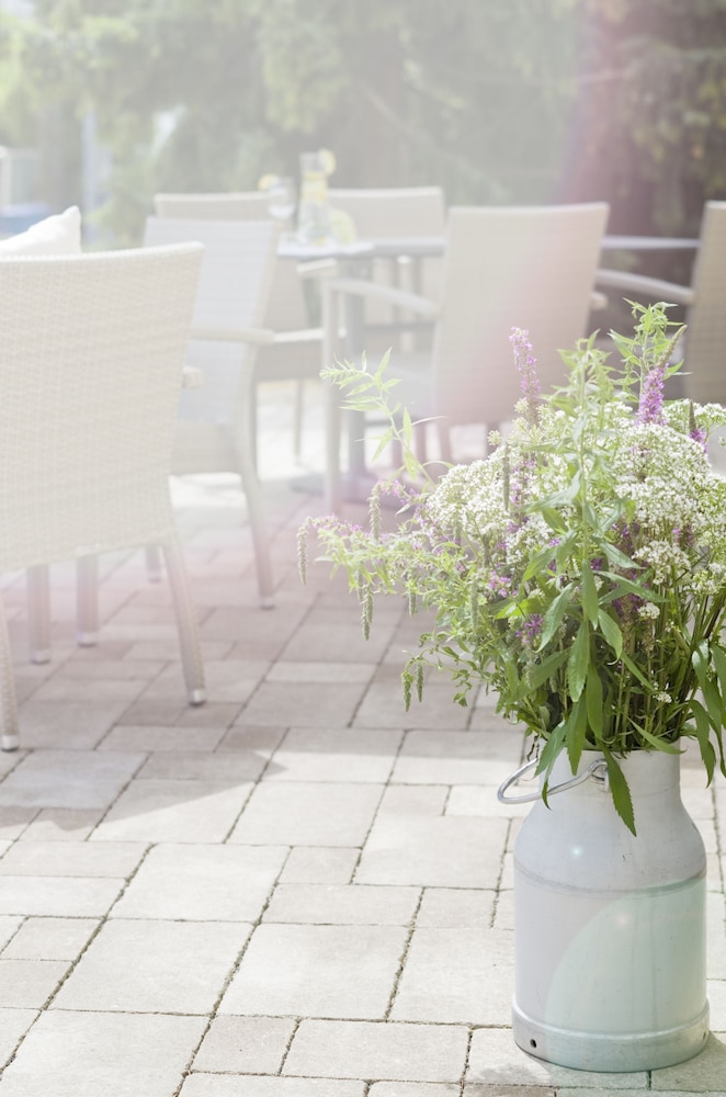 Sundeck