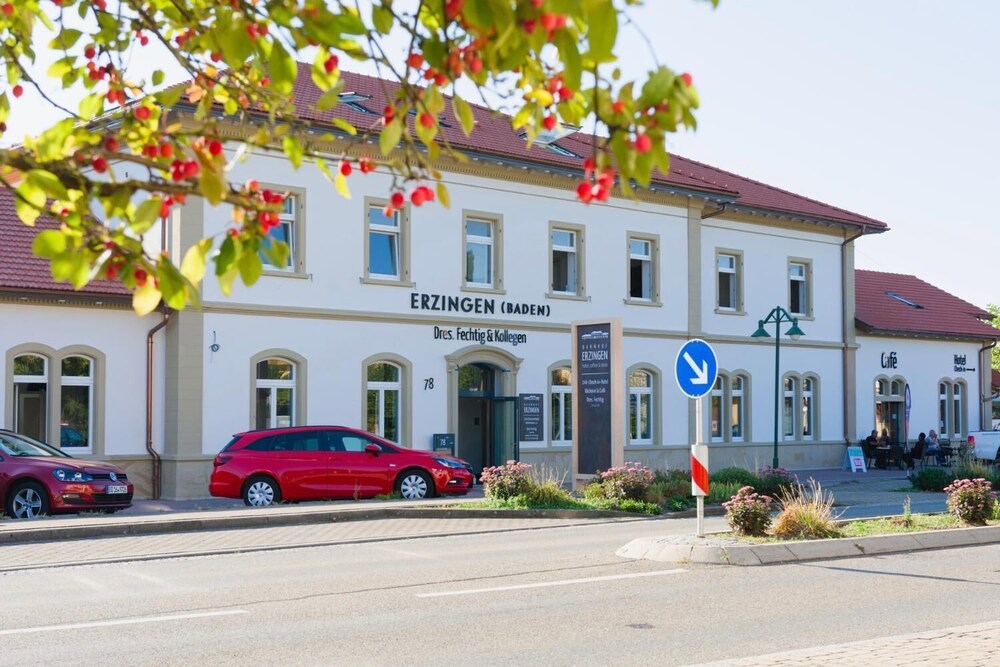 Bahnhof Erzingen hotel coffee & more
