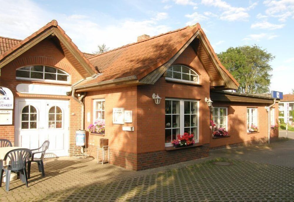 Primary image