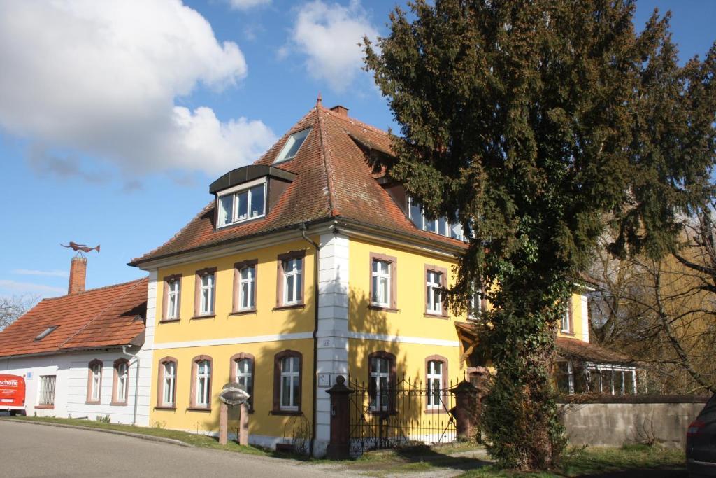 Art be and b Bed and Breakfast