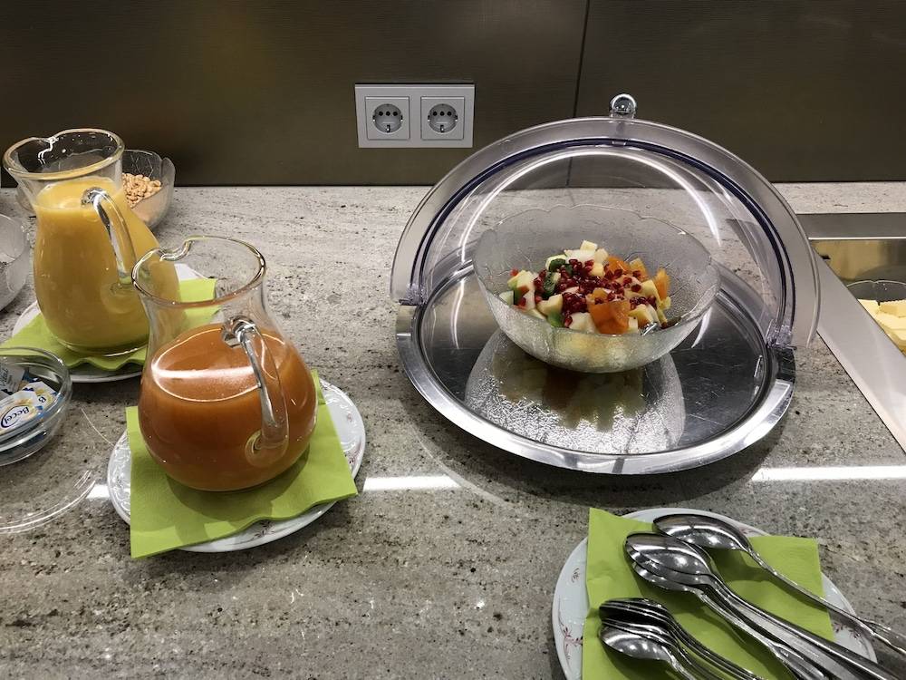 Breakfast buffet