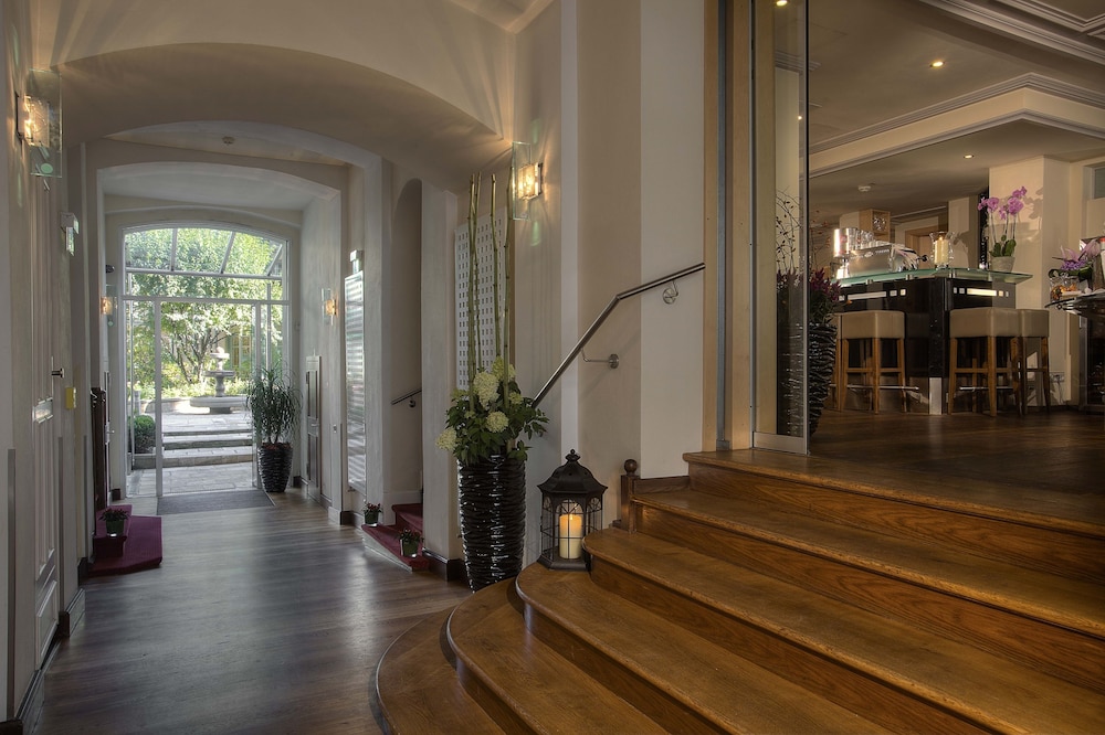 Maximilian Munich Apartments & Hotel