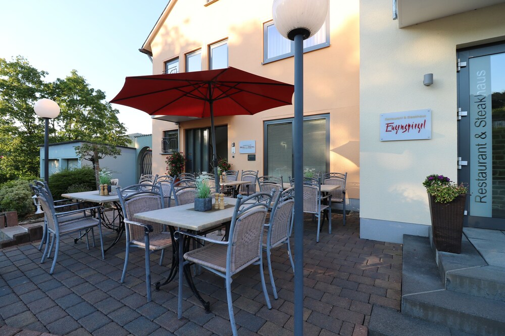 Sundeck
