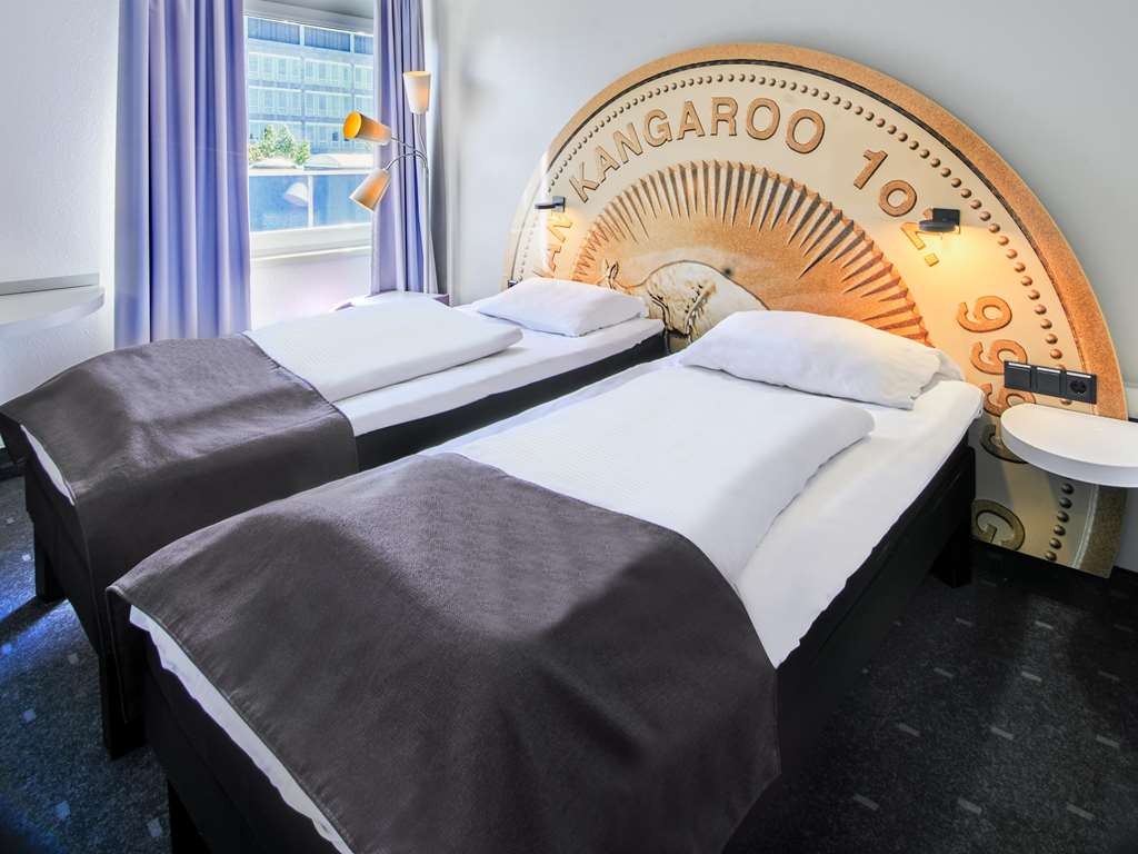 Guest room