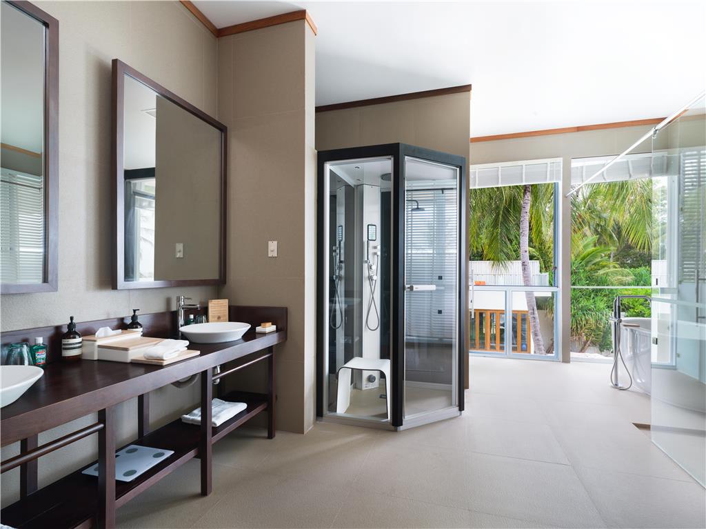 Guest room