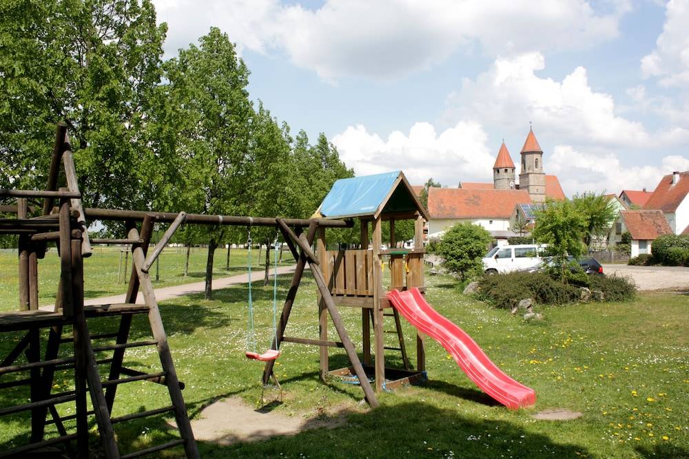 Children's play area - outdoor