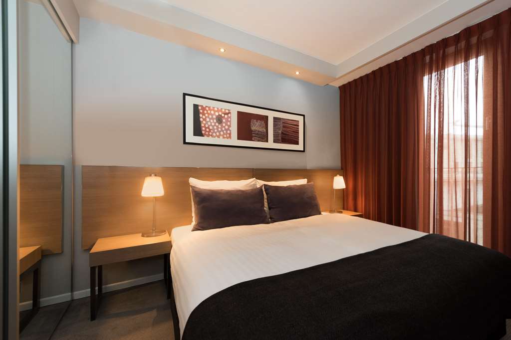 adina apartment hotel frankfurt neue oper two bedroom apartment bedroom
