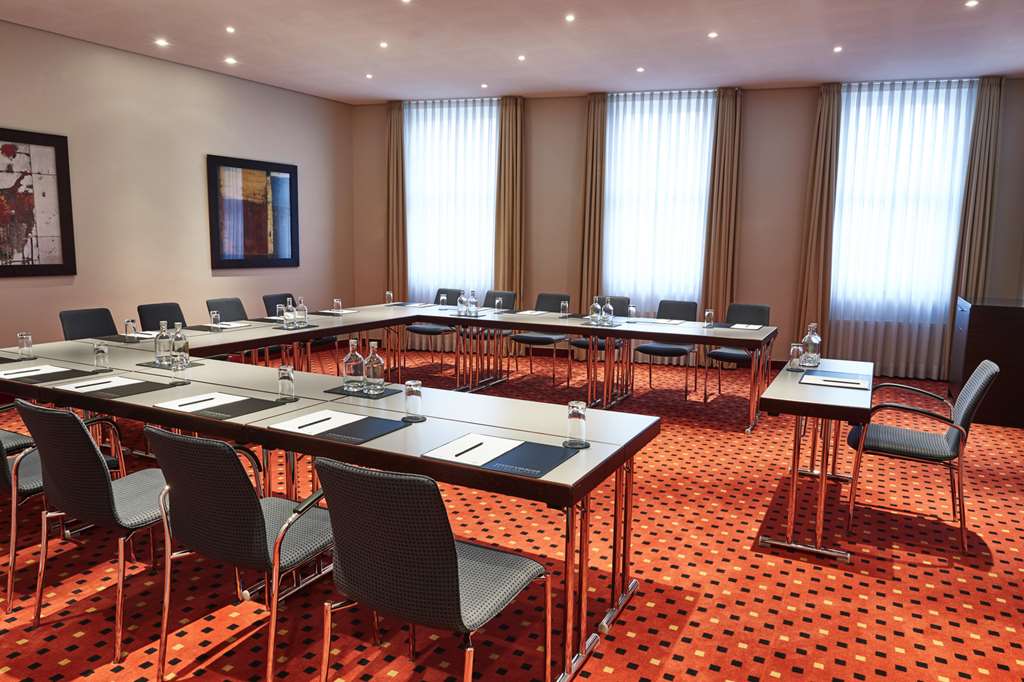 Steigenberger Hotel De Saxe, Dresden, Germany - meeting room