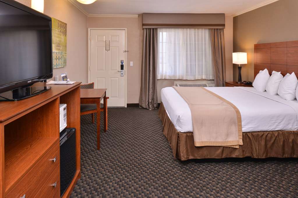Best Western Oxnard Inn - photo 3