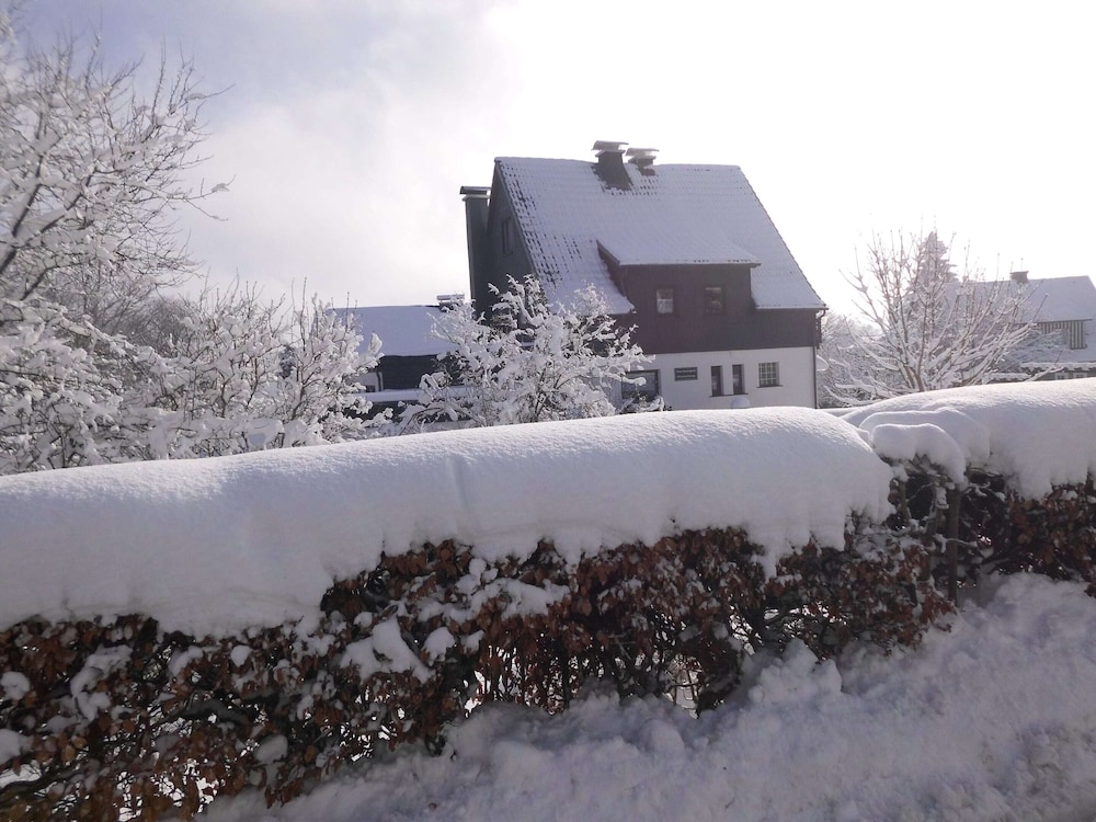 Apartment in Winterberg near Ski Slopes cleaning included