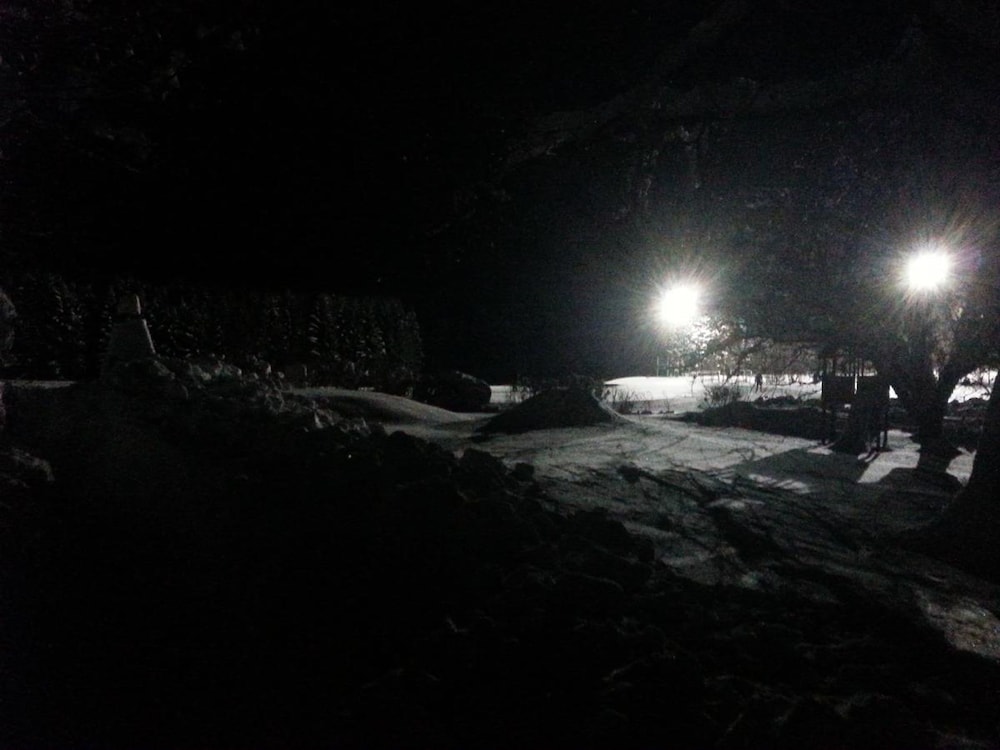 Snow and ski sports
