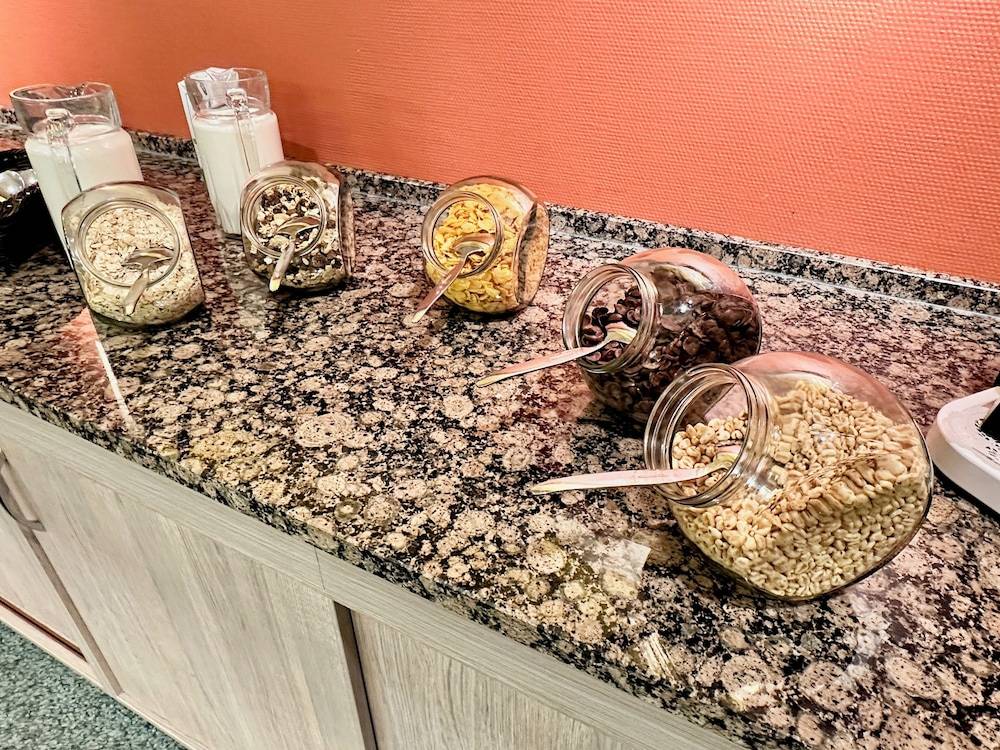 Breakfast buffet