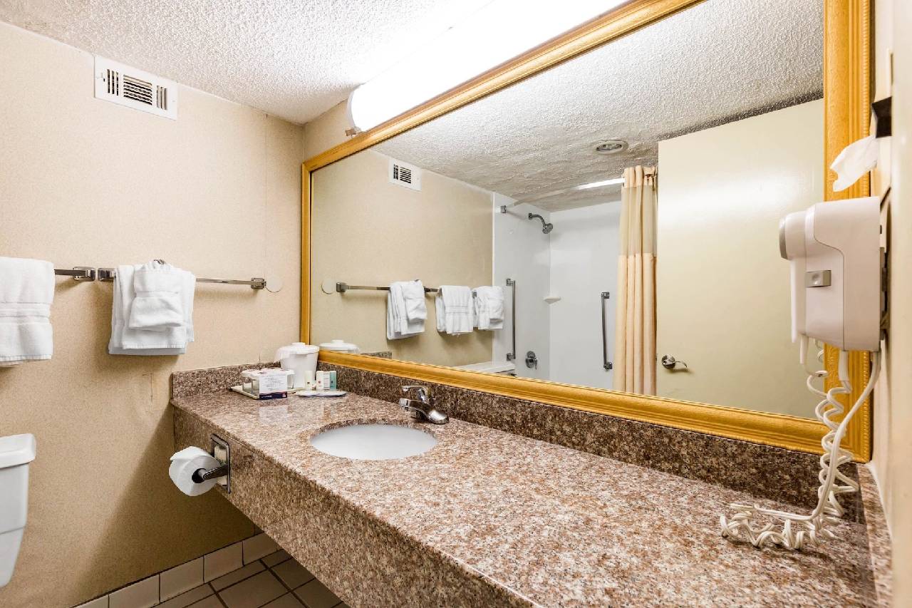 Travelodge by Wyndham Williamsburg I 64 - photo 2
