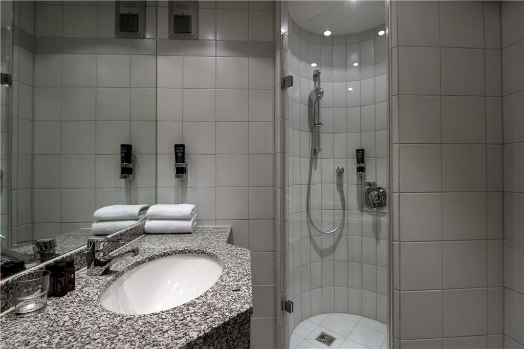 bathroom business single hotel cottbus large