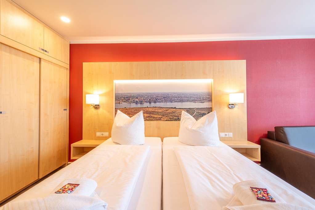 Guest room