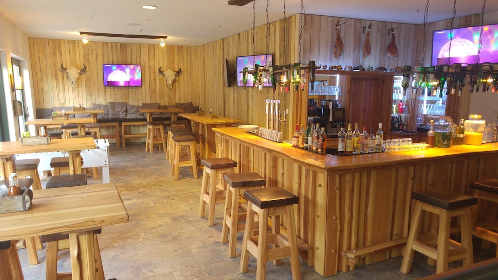 Sports bar
