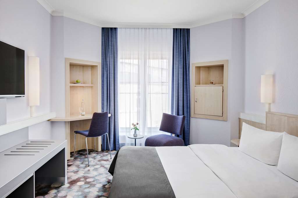 IntercityHotel Hamburg-Altona, Germany - Standard room