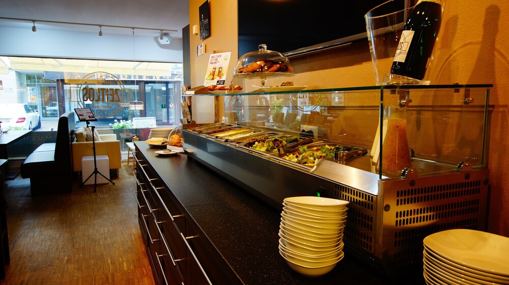 Cafe