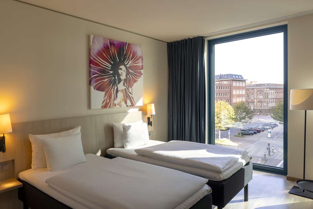 Scandic Hamburg Emporio KR