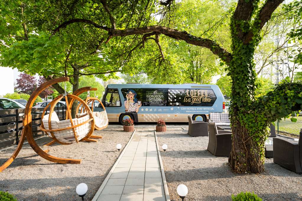 ArthotelANANeotelStuttgart Biergarten