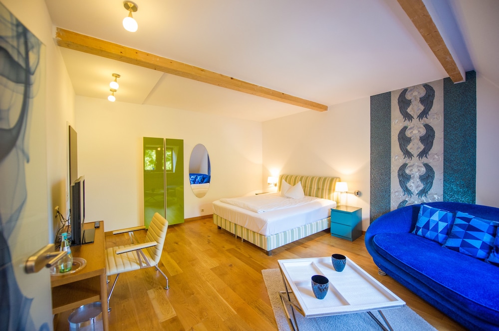 Guestroom