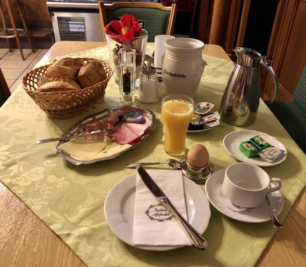 Breakfast meal