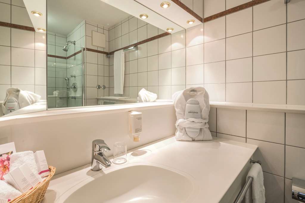 seminaris hotel bad boll bathroom high