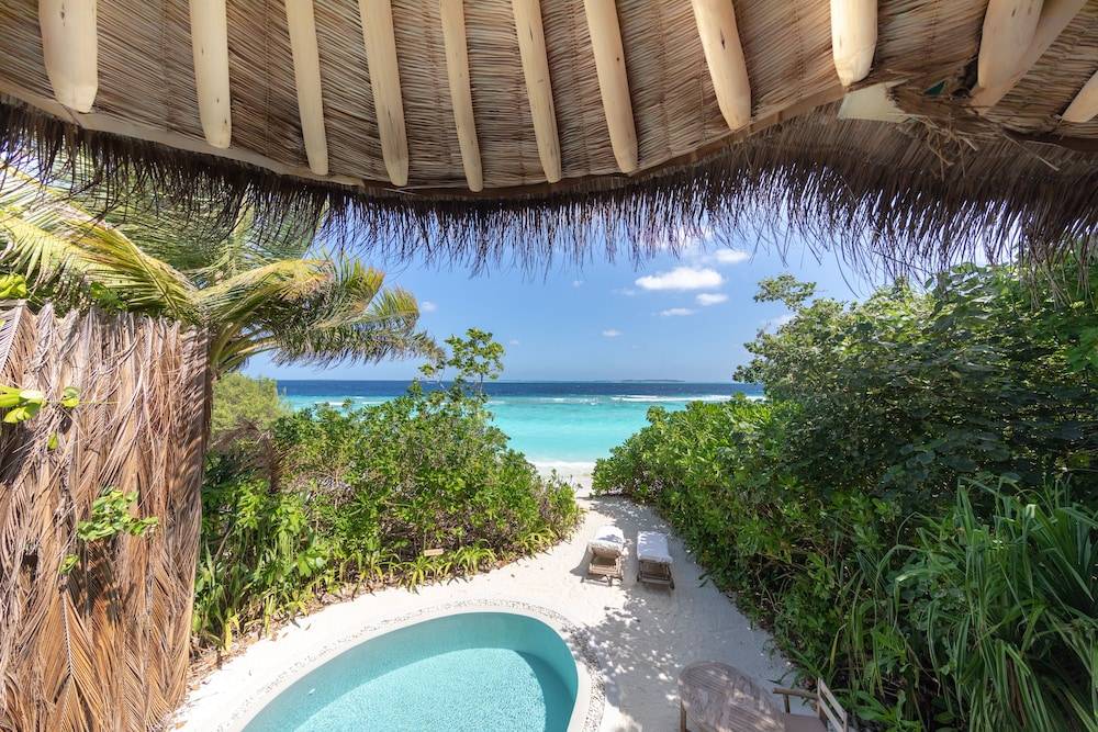 Private pool