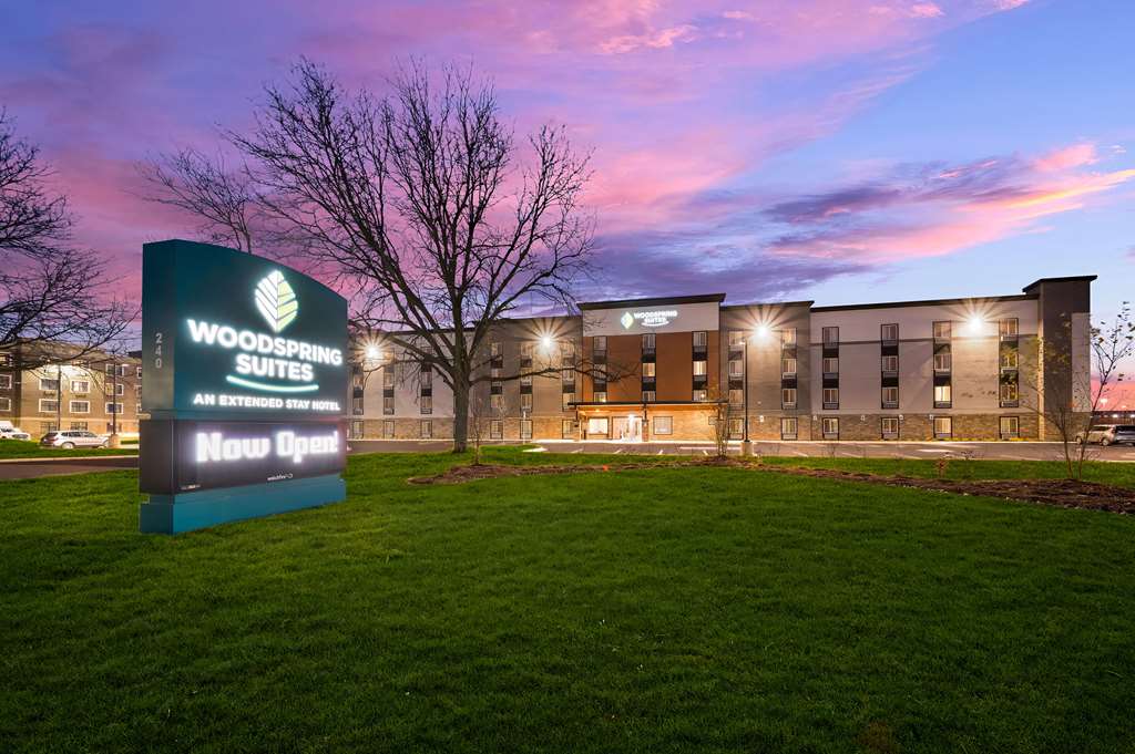 WoodSpring Suites Dearborn Detroit - photo 5