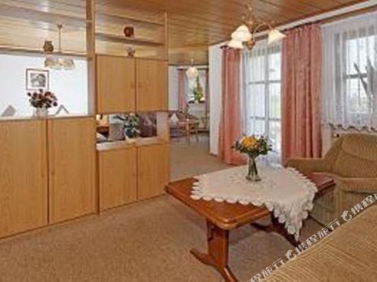 Hotel Interior/Public Areas