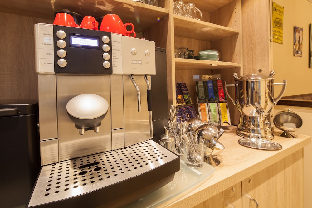 Coffee service