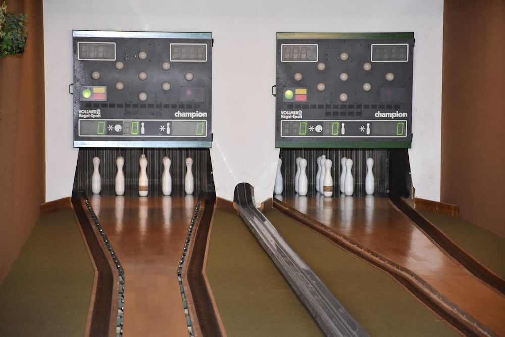 Bowling