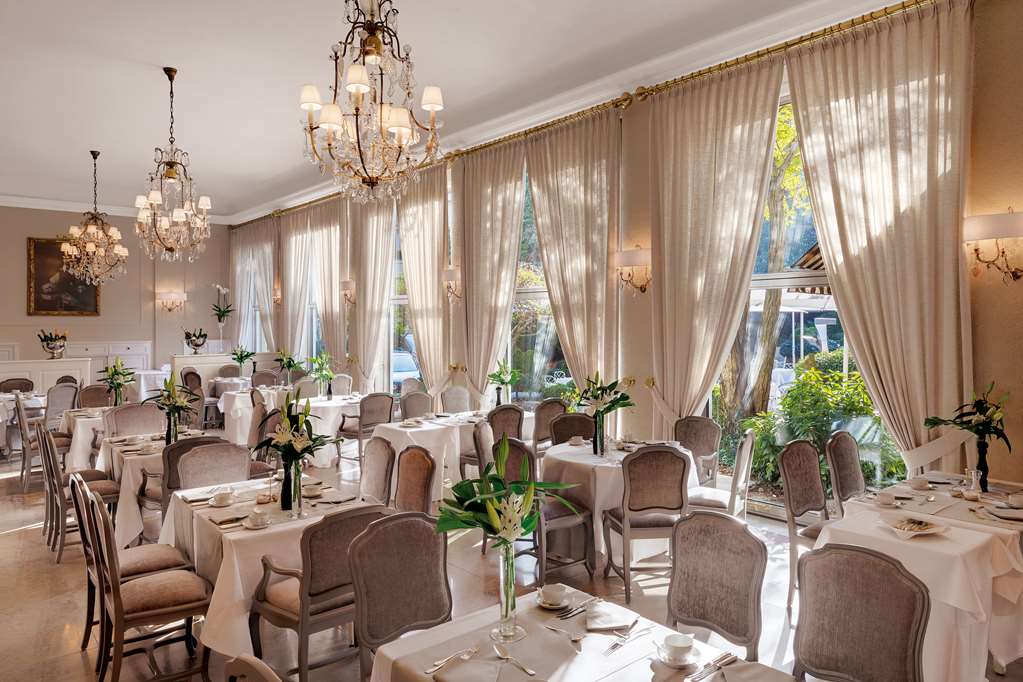 Europaeischer Hof Heidelberg / Breakfast Area