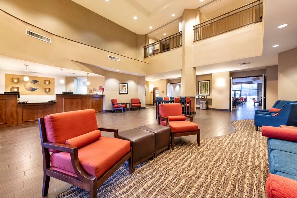Comfort Suites Goodyear West Phoenix - photo 5