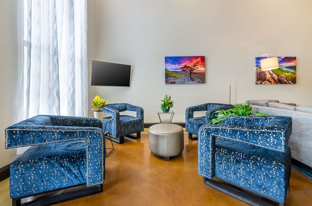 Best Western Plus Waynesboro Inn & Suites Conference Center - photo 3