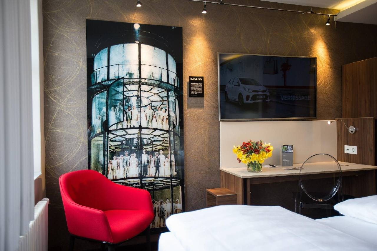 Guest room