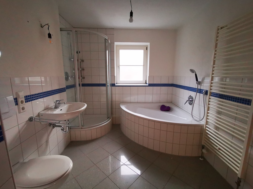 Apartment Close to Lake Ferienwohnung Seenah