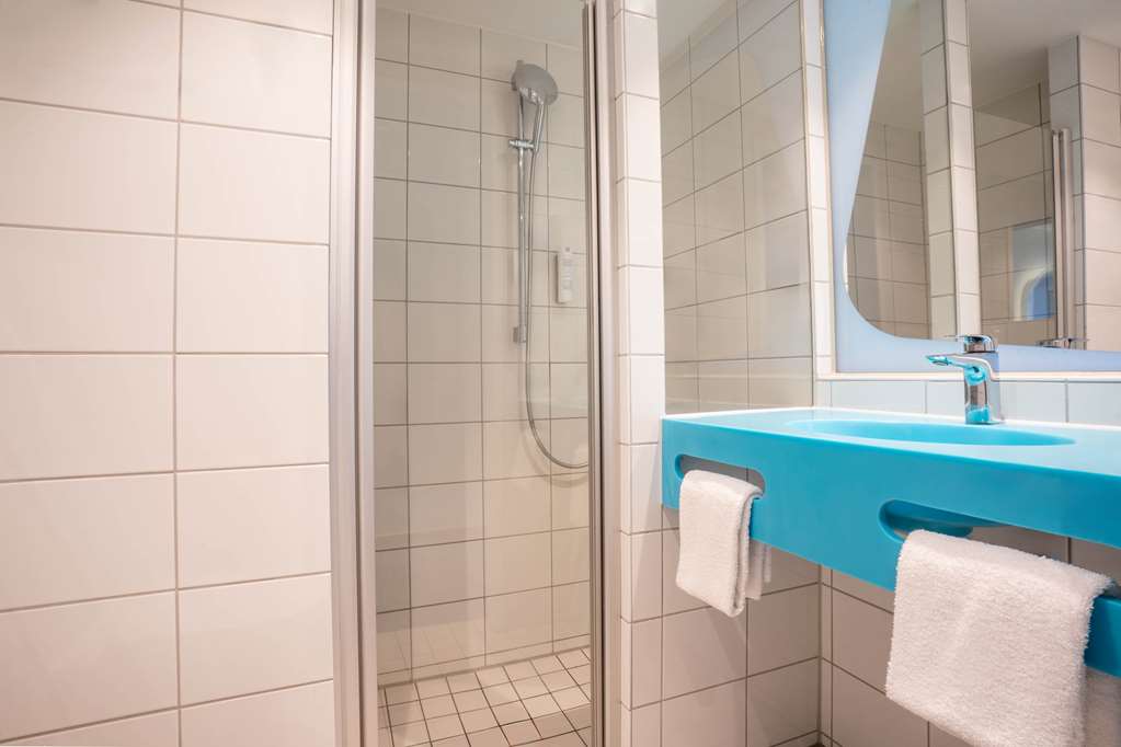 Design Room Bath