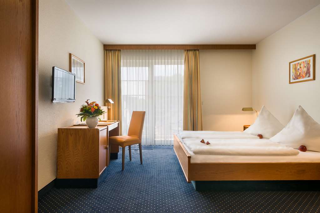 Standard double room TOP acora Hotel Dusseldorf