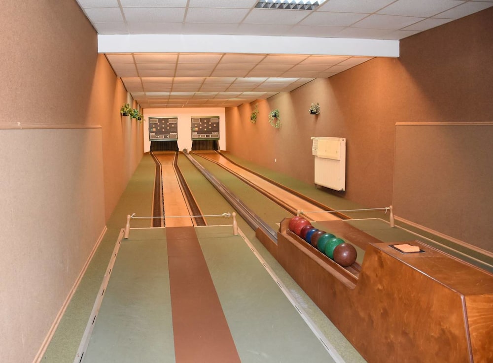 Bowling