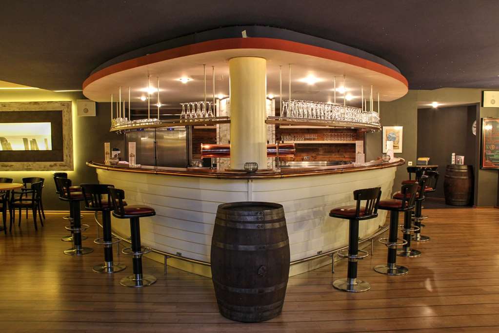 Bar/Lounge