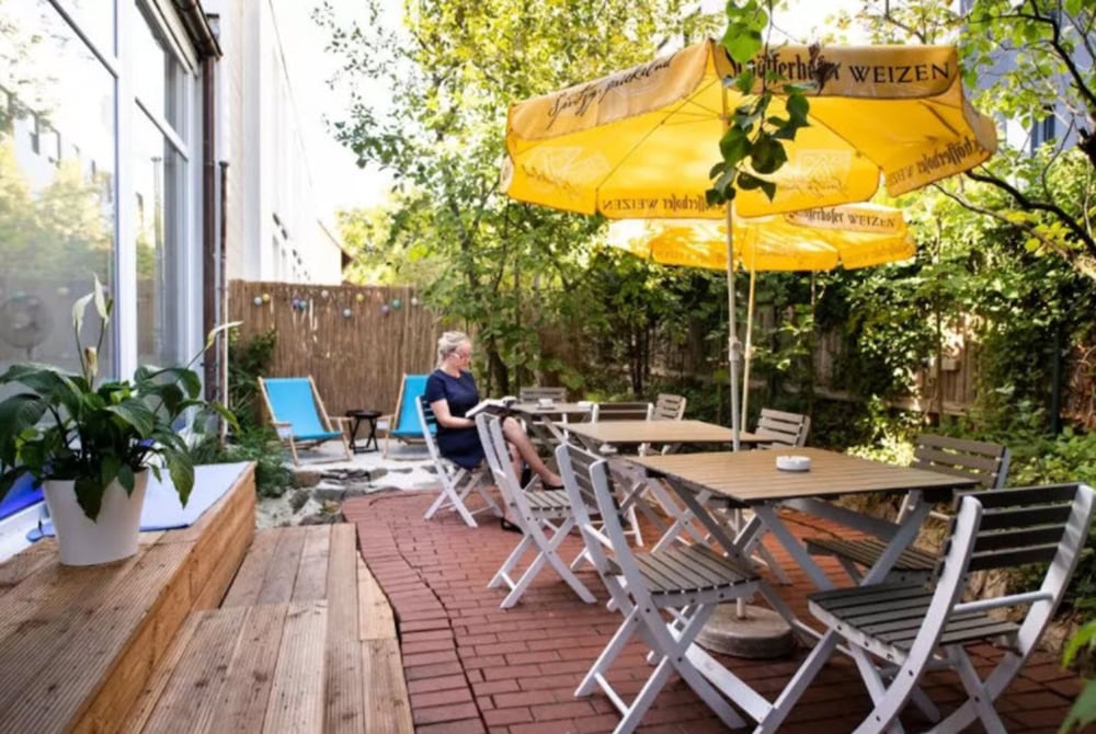 Sundeck