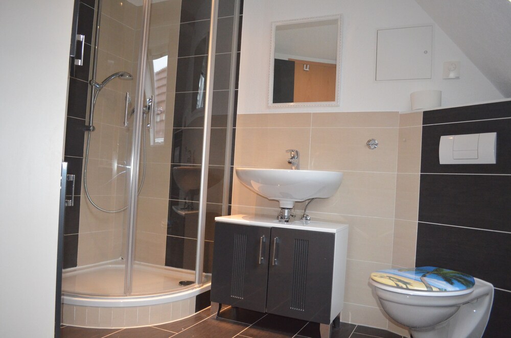 Bathroom shower