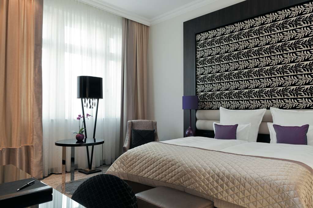 Steigenberger Grandhotel Handeslhof, Leipzig, Germany - Superior room